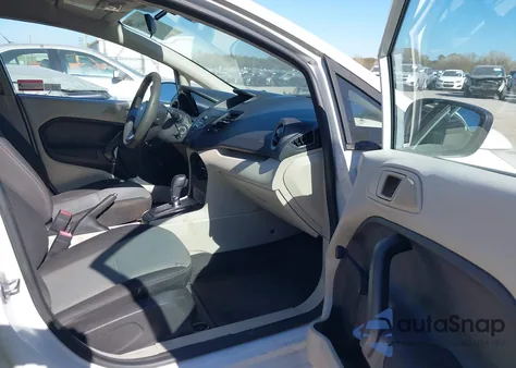 2013 Ford Fiesta S z USA, uszkodzony, nr VIN 3FADP4AJ1DM177175